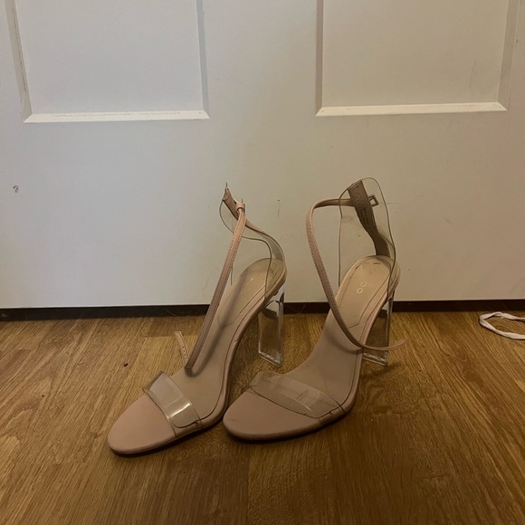 Women’s High heal - Picture 2 of 2